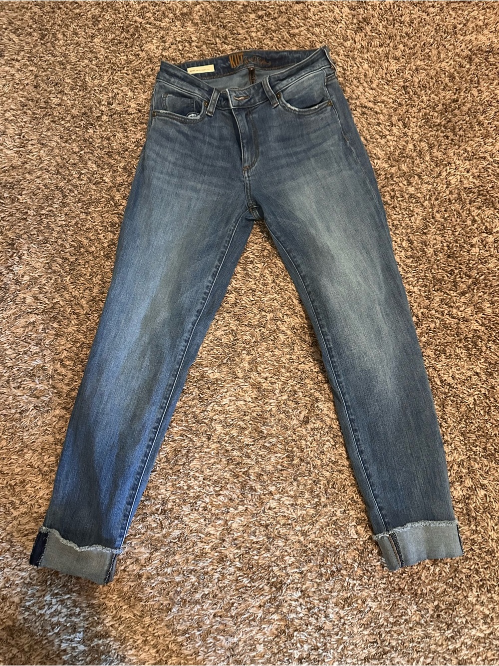 Kut from the Kloth Relaxed Boyfriend Jeans in Faded Blue